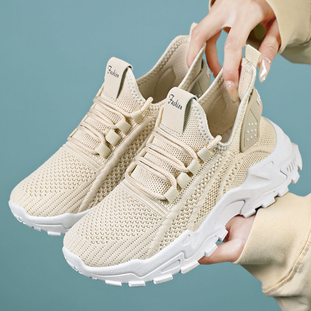 Cross - Women's Ultra Comfortable Shoes